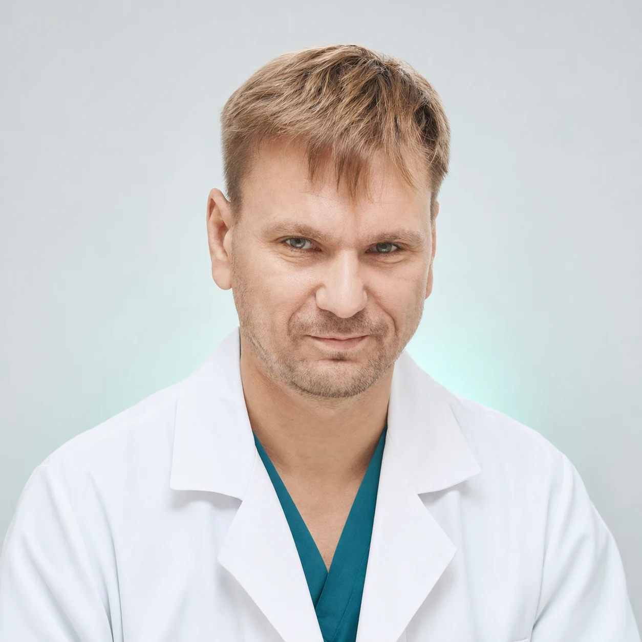 Врач Феникс-Клиник